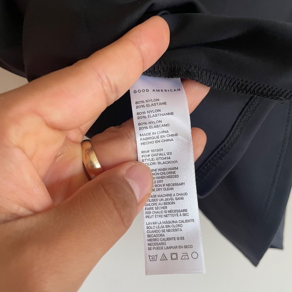 Good American Scuba Cropped Scoop Tee - Picture 7 of 7